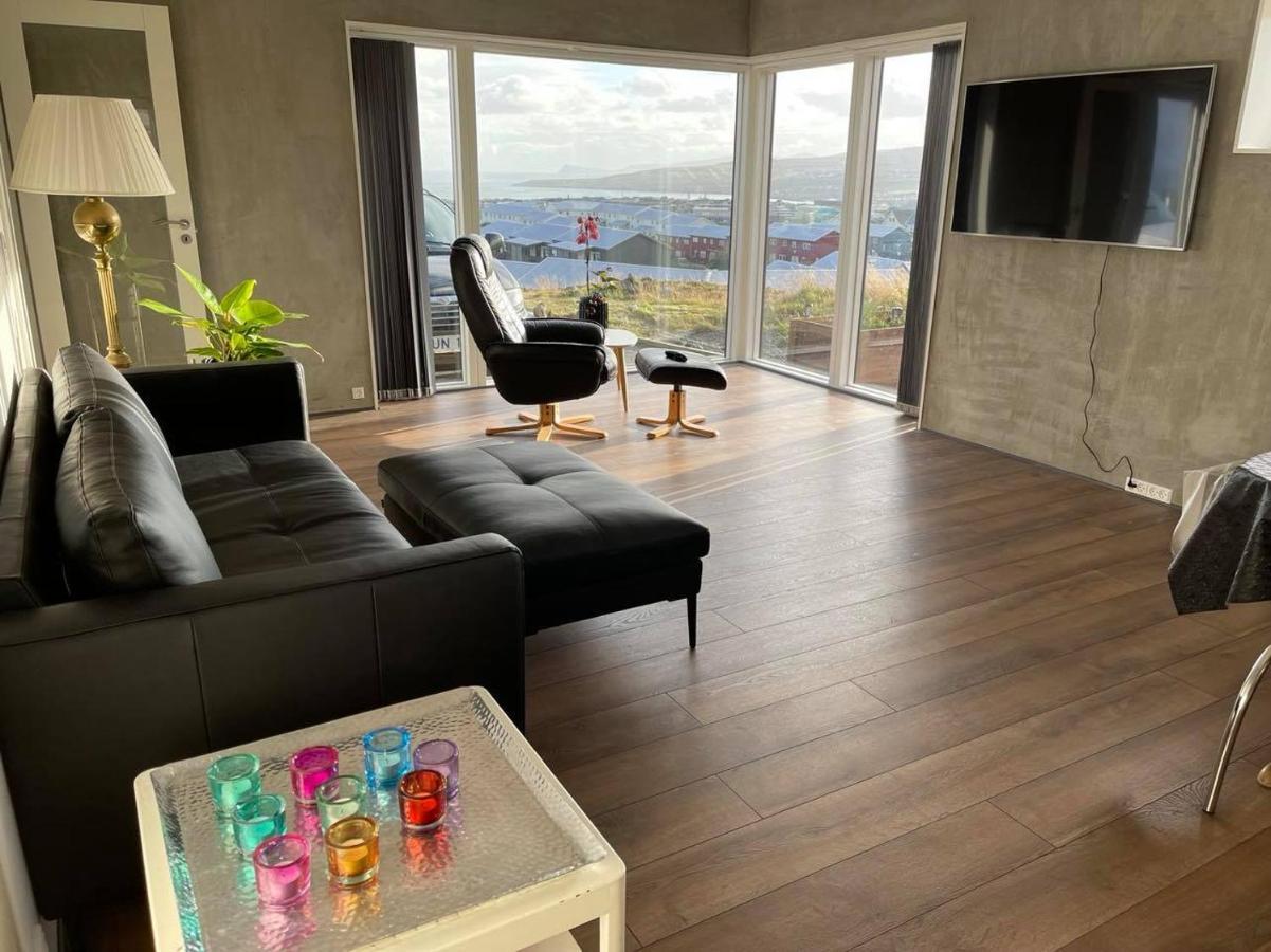 Modern Apartment With City & Oceanside View Torshavn Exterior photo